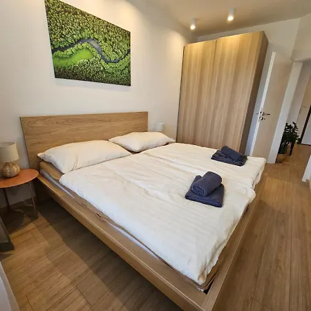 2 Apartment, New Building, Bosakova Street, 49 * 브라티슬라바